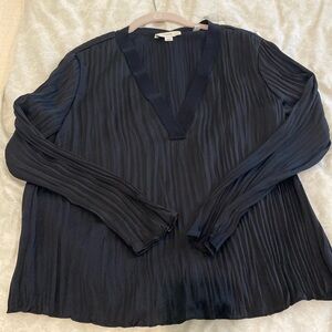 Black Vince blouse. Excellent condition. Size XS